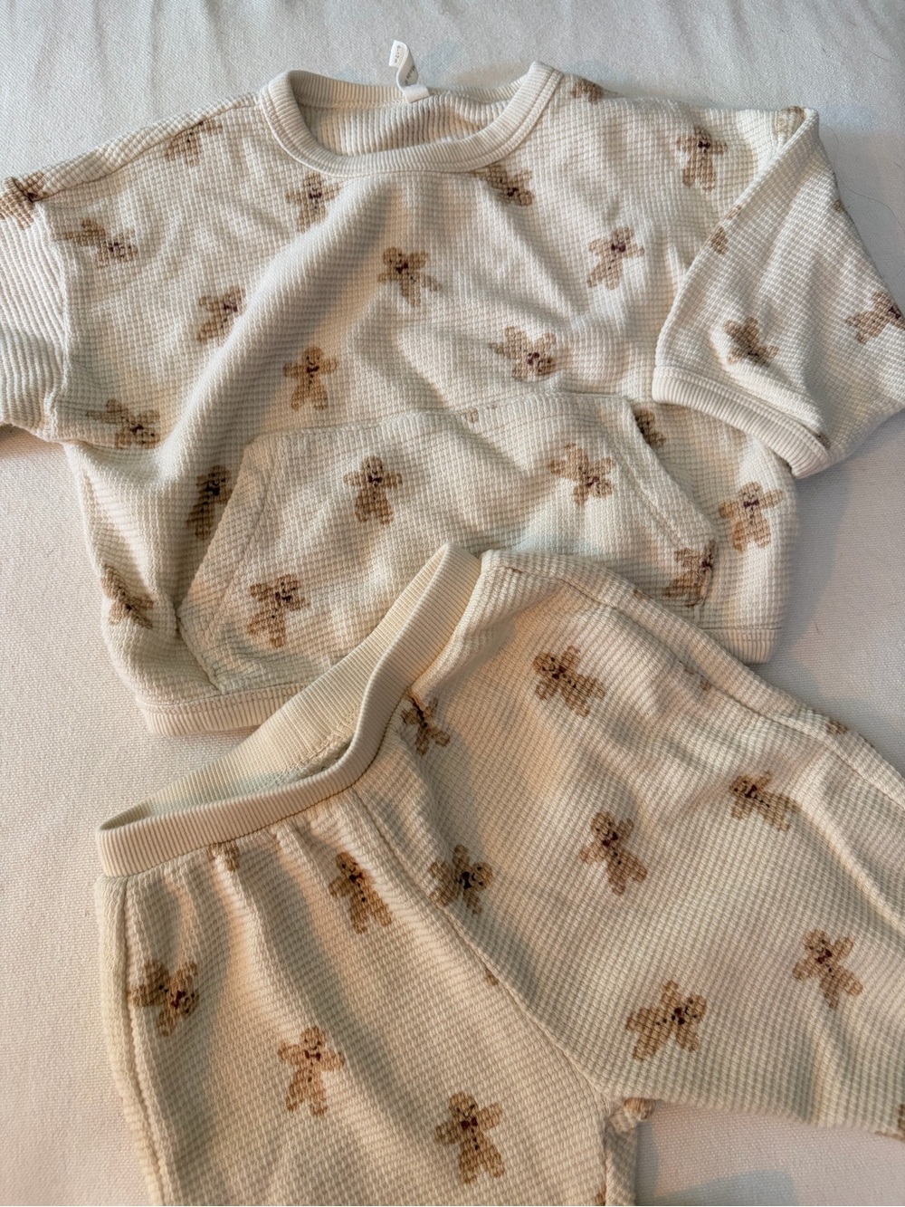 Quincy Mae Cream Waffle-Knit Gingerbread Set